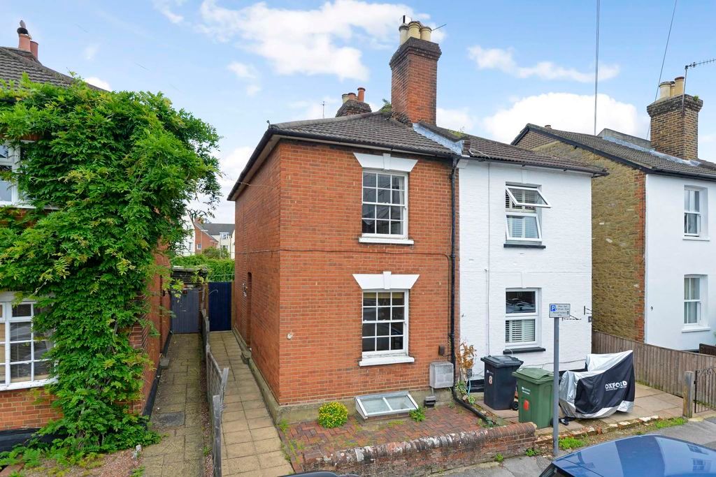 Nettles Terrace, Guildford GU1  