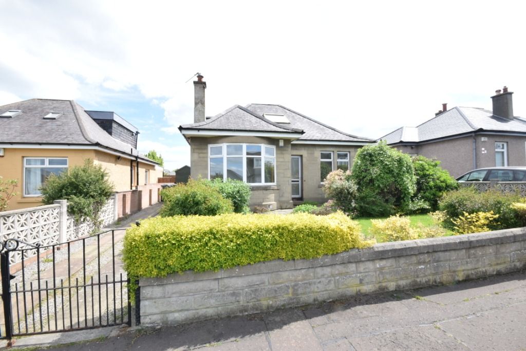 3 bed detached bungalow to rent in Craigentinny Crescent, Edinburgh