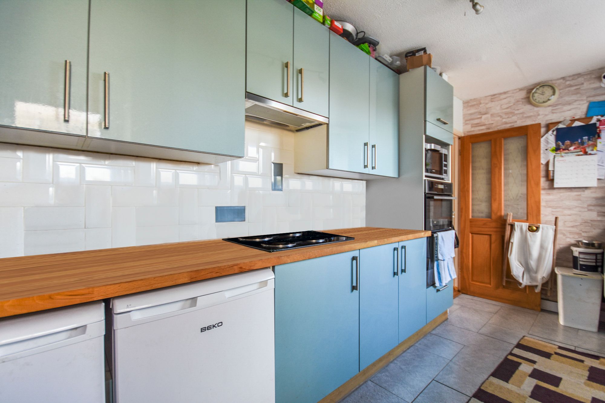 3 bed semidetached house for sale in Norcot Road, Tilehurst, Reading