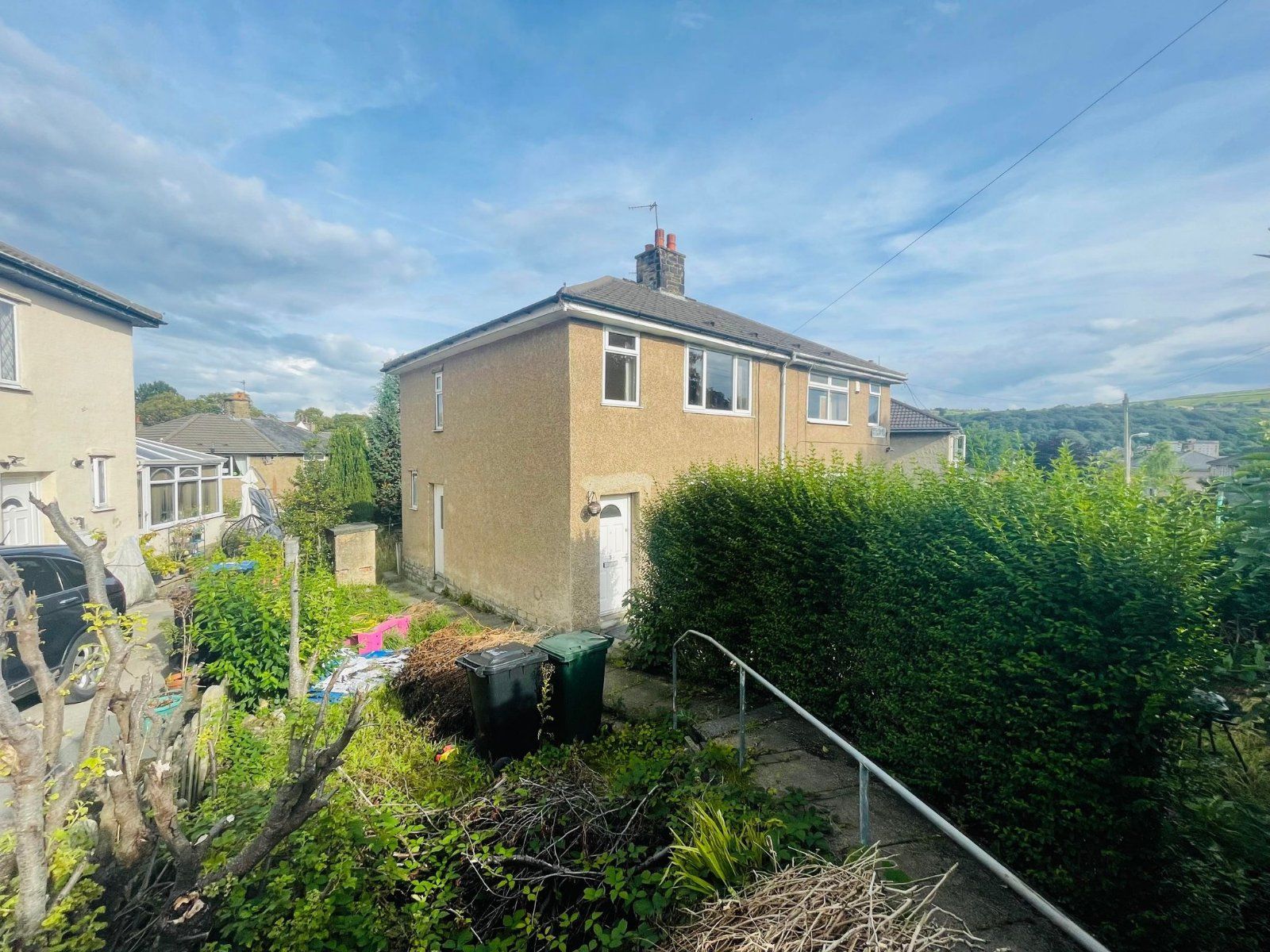 3 bed semidetached house for sale in Broomhill Drive, Keighley, West
