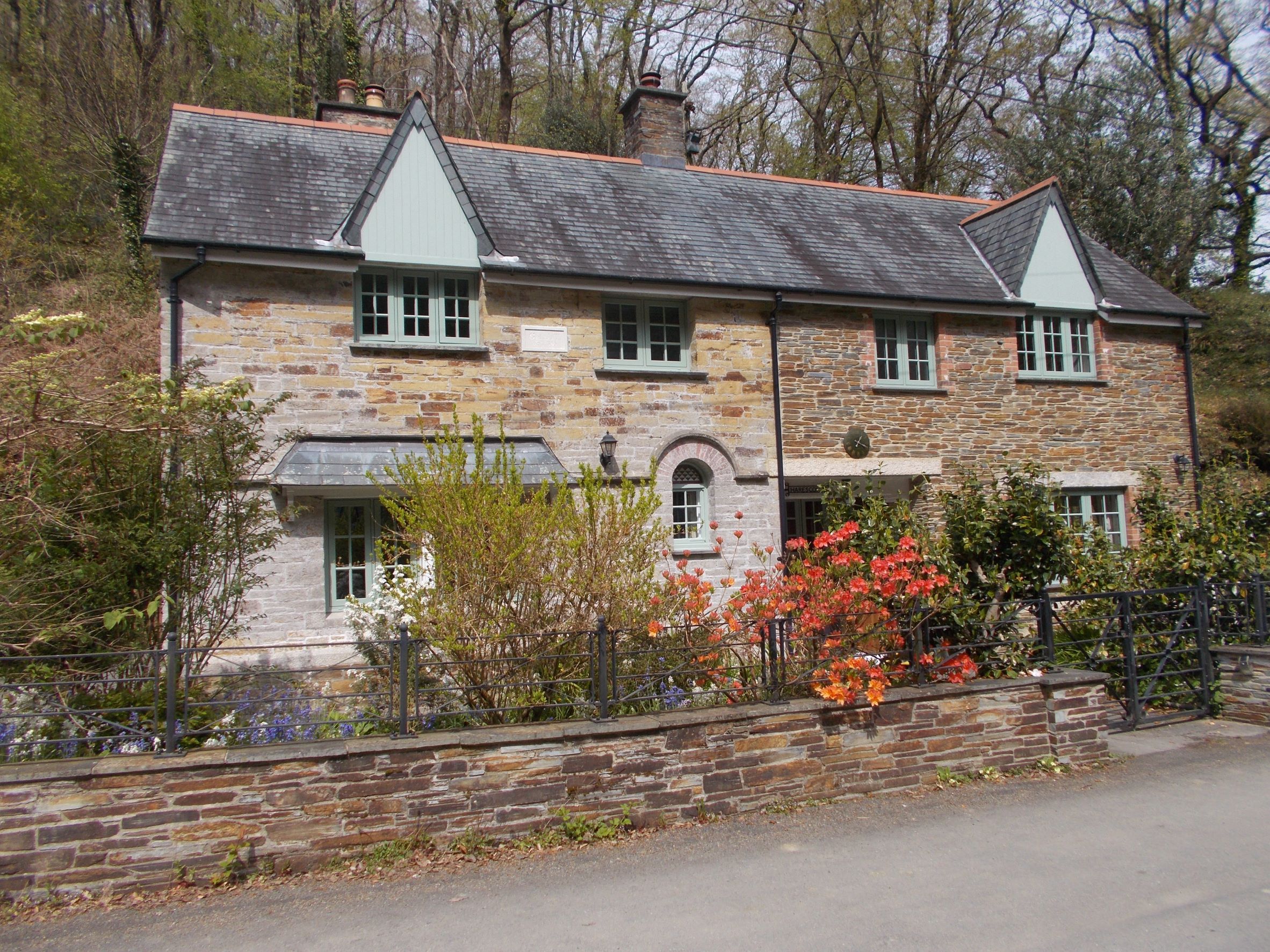 4 bed detached house to rent in Watergate, Looe PL13 Zoopla