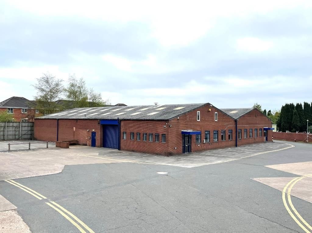 Light industrial to let in Units 12 Phoenix Drive, Northgate, Aldridge