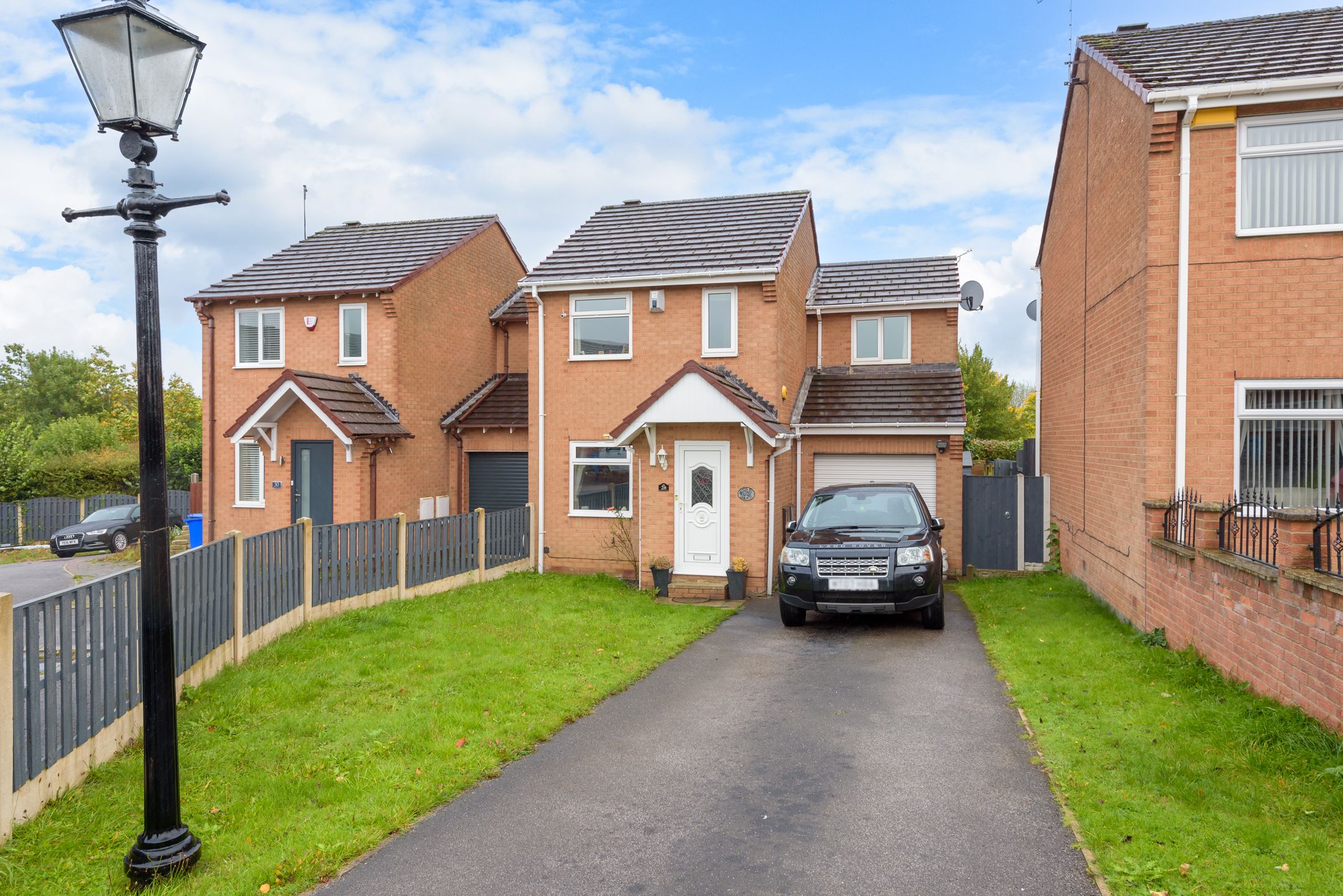 3 bed detached house for sale in Jordanthorpe Green, Sheffield S8 Zoopla