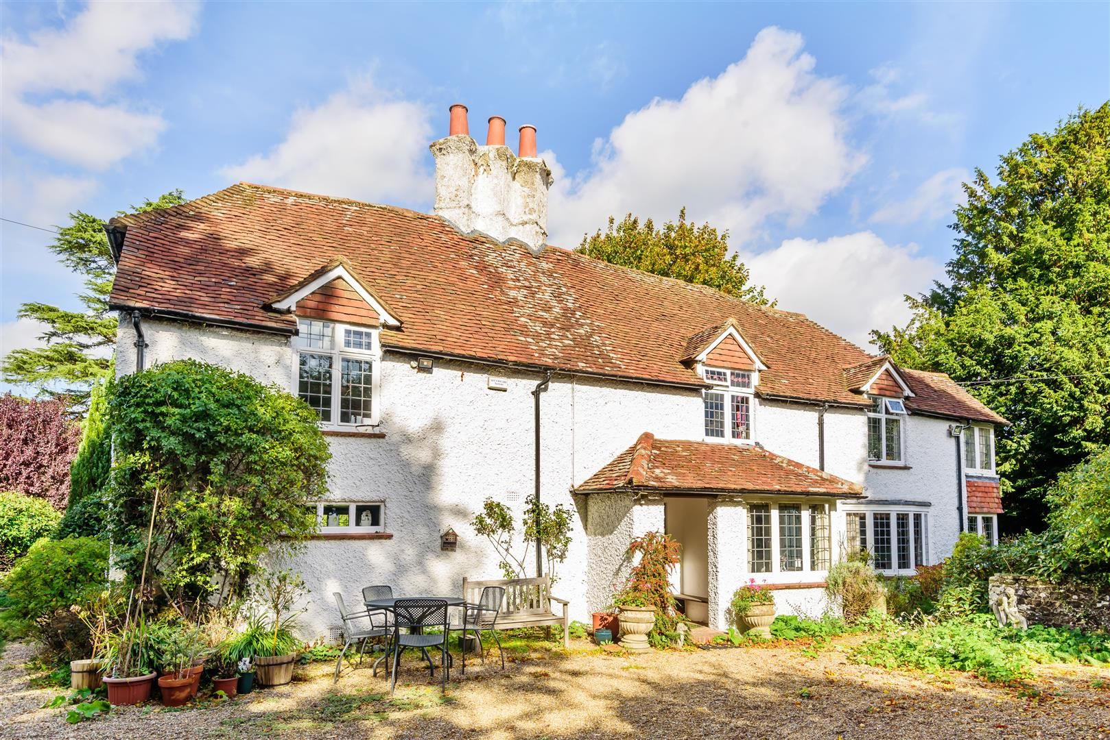 4 bed property for sale in Haslemere Road, Liphook GU30 Zoopla