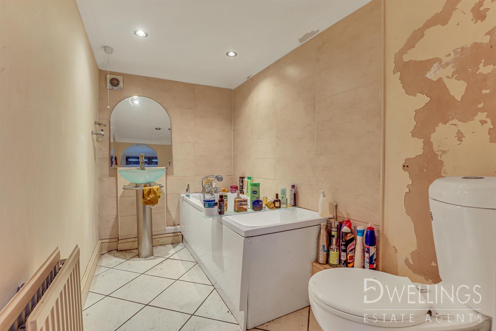 2 bed property for sale in Laburnum Court, Horninglow Street, BurtonOn