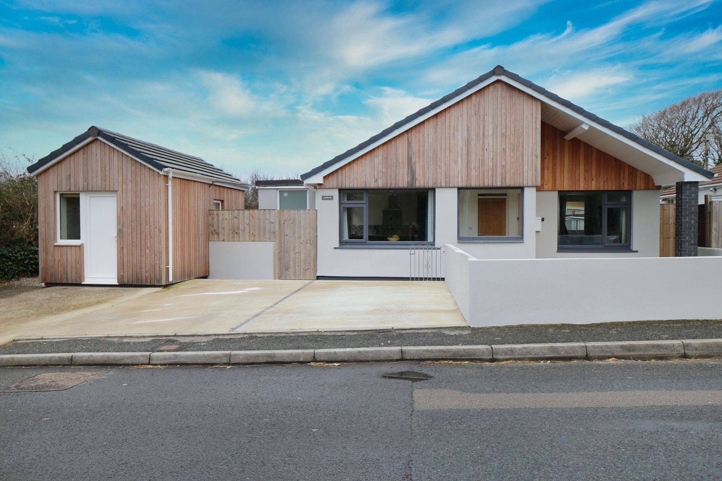 3 bed detached bungalow for sale in Dolcoath Road, Camborne TR14 Zoopla
