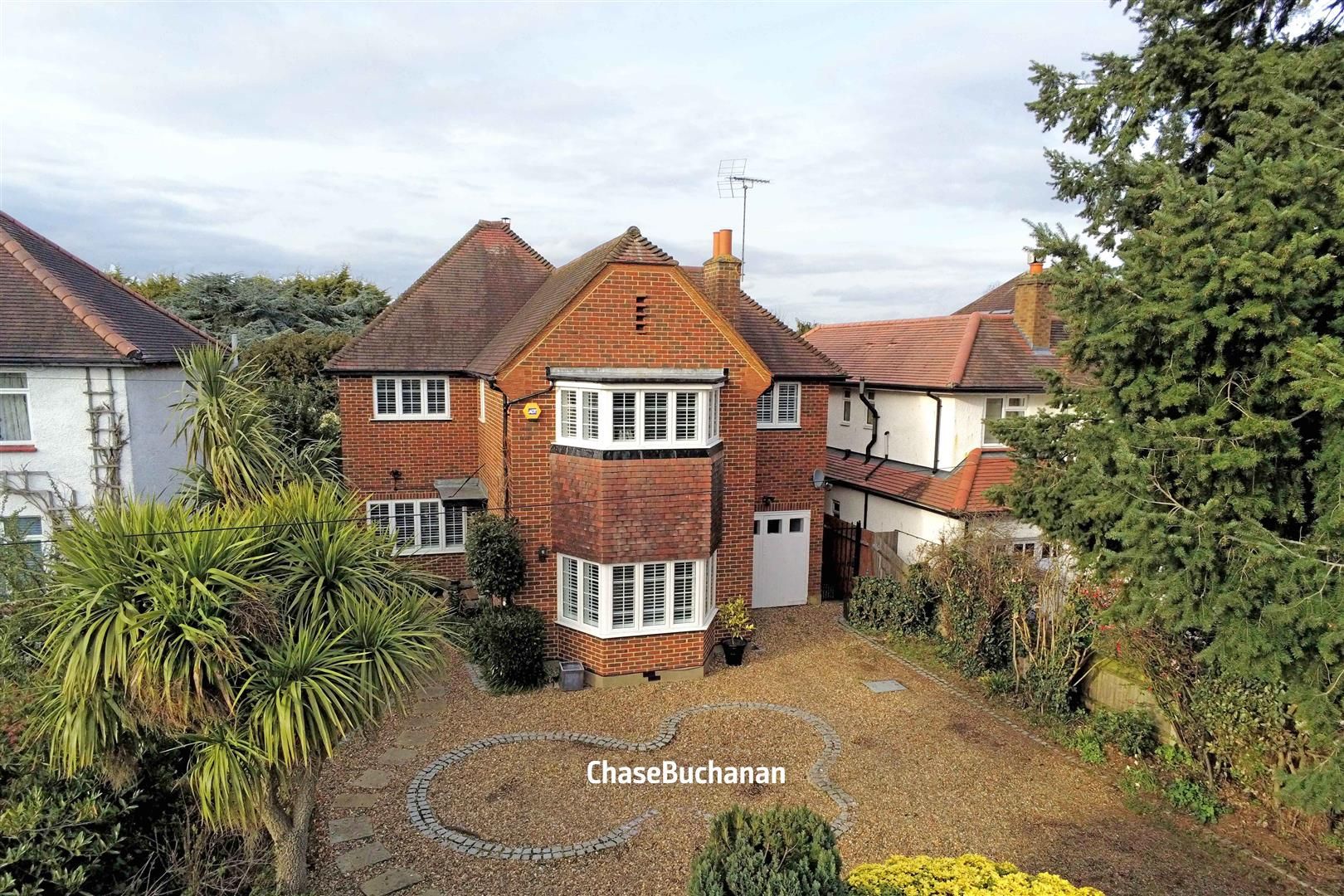 5 bed detached house for sale in Acacia Road, Hampton TW12 Zoopla