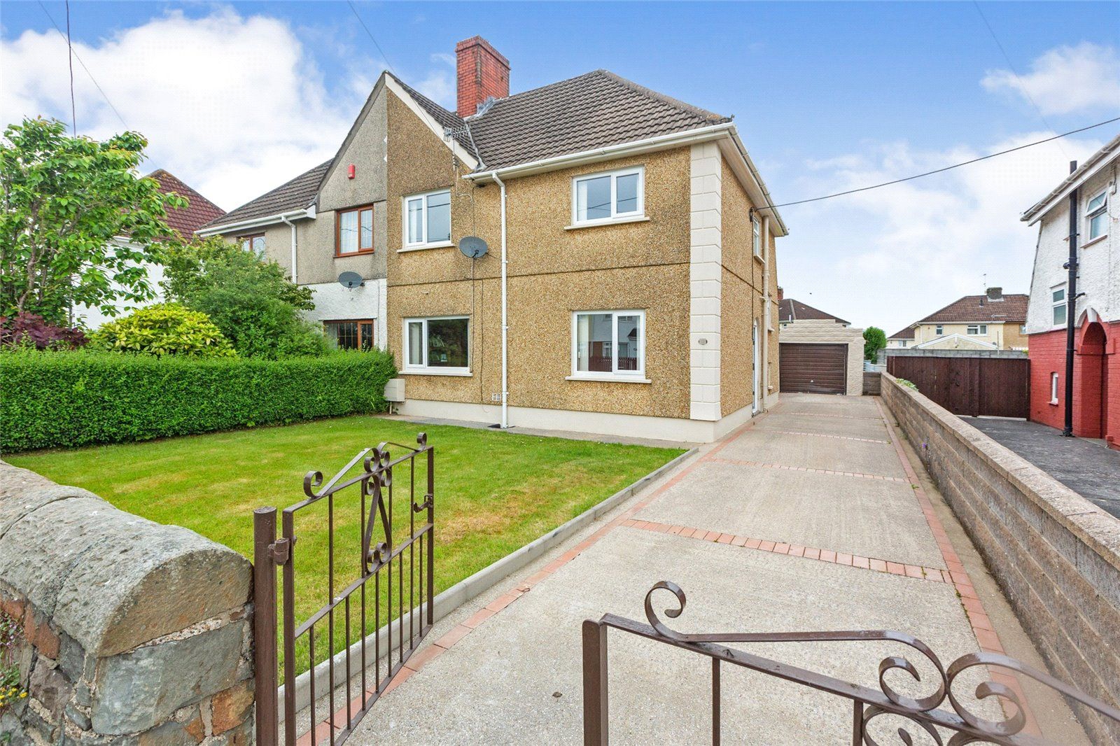 3 bed semidetached house for sale in Plas Road, Grovesend, Swansea SA4
