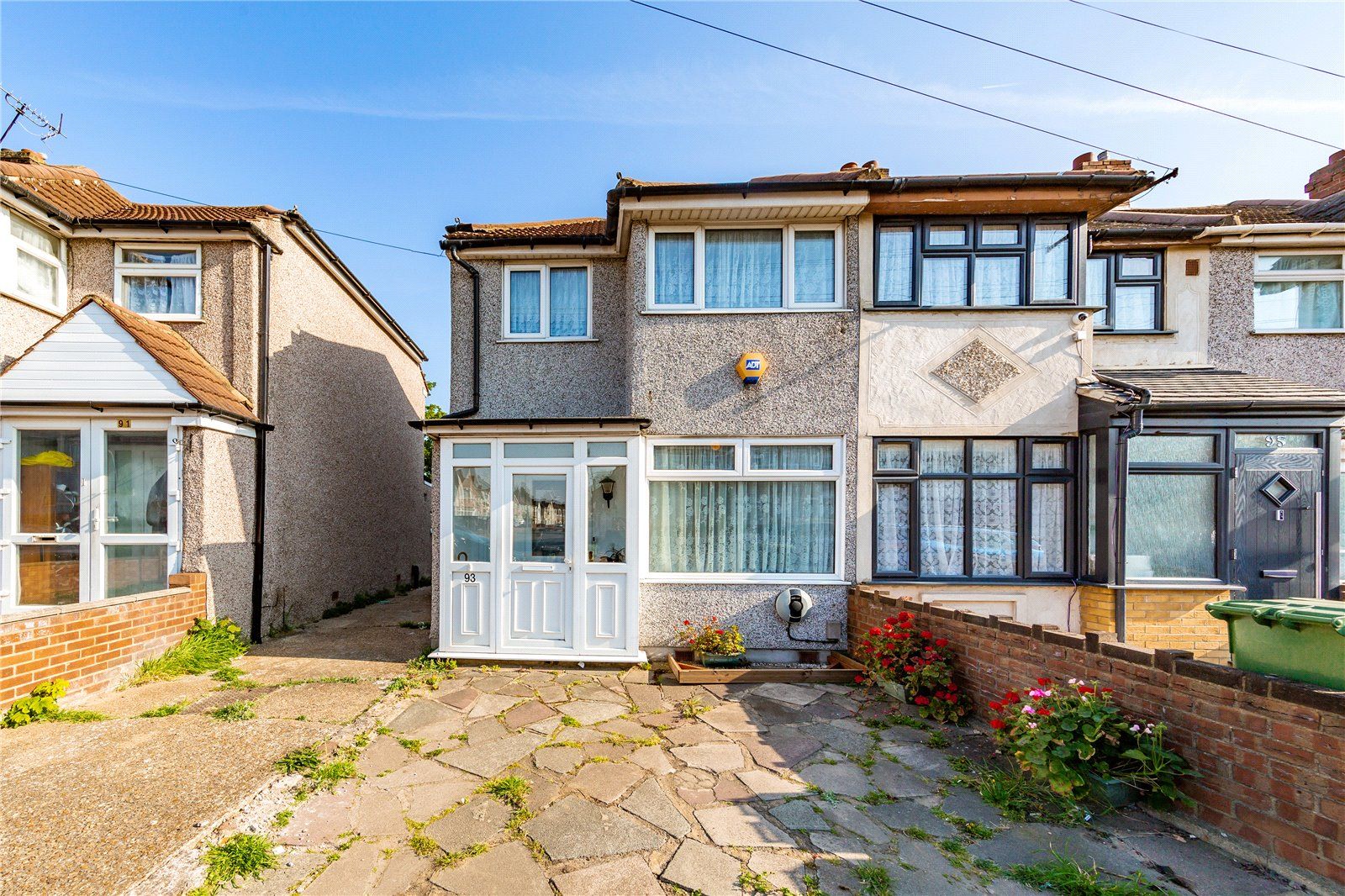 3 bed end terrace house for sale in Oval Road North, Dagenham RM10 Zoopla