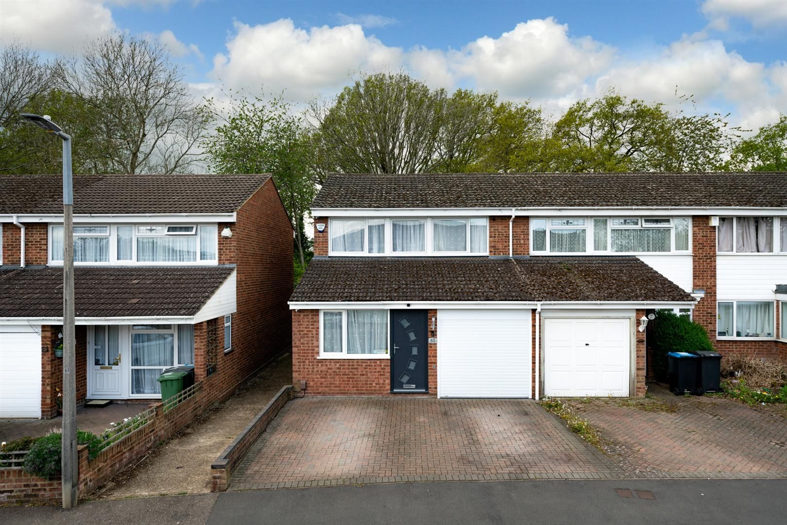 3 bed end terrace house for sale in Sarratt Avenue, Woodhall Farm