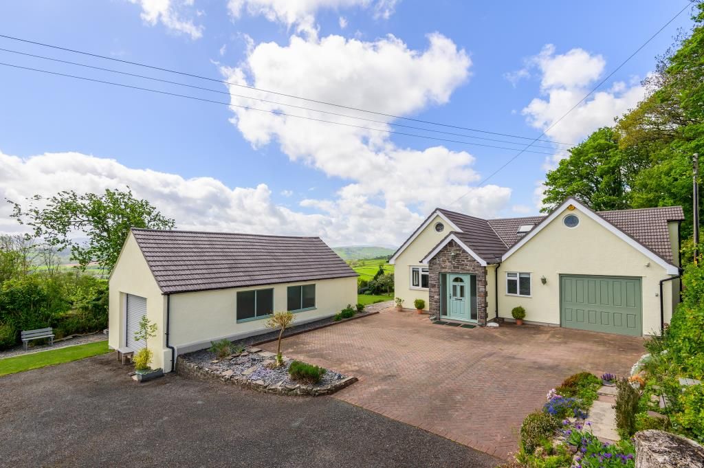 5 bed detached house for sale in Battle, Brecon LD3 Zoopla
