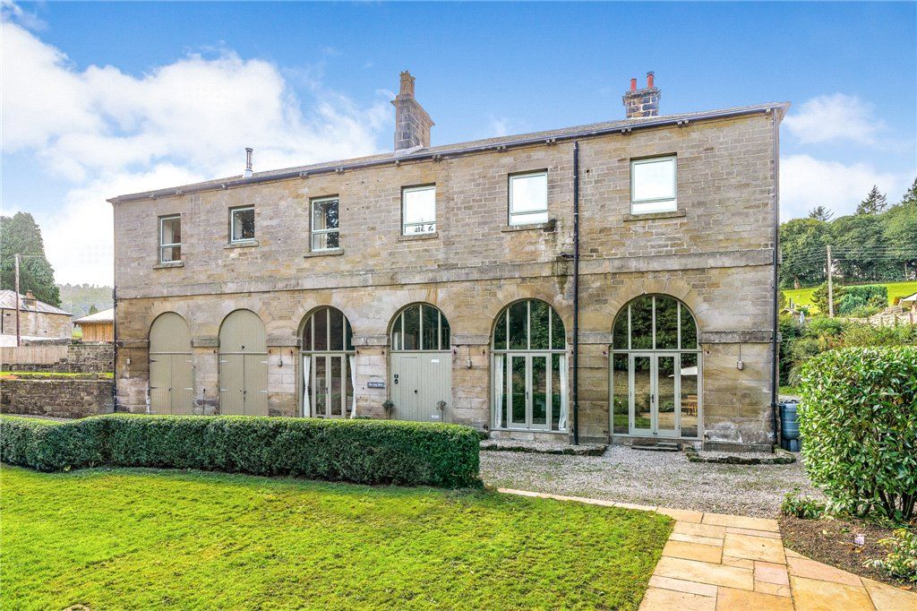 5 bed semidetached house for sale in Holly Court, Bewerley, Harrogate