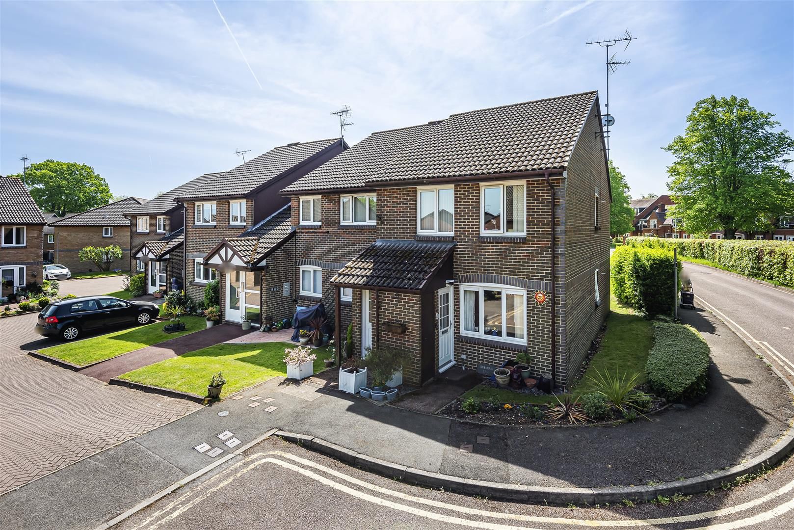 2 bed property for sale in Acorn Drive, Wokingham, Berkshire RG40 Zoopla