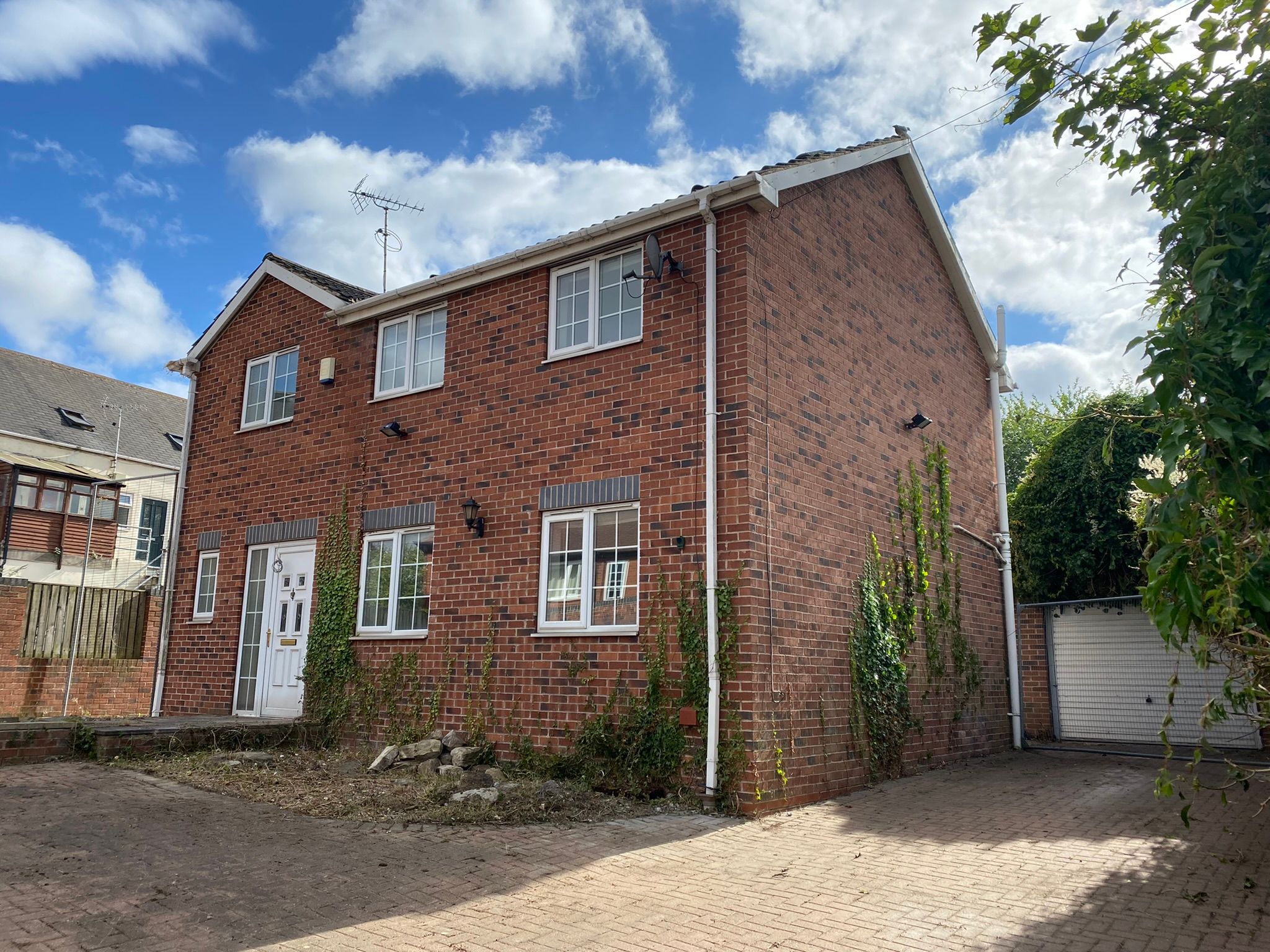 4 bed detached house for sale in Vicarage Close, Pontefract WF9 Zoopla