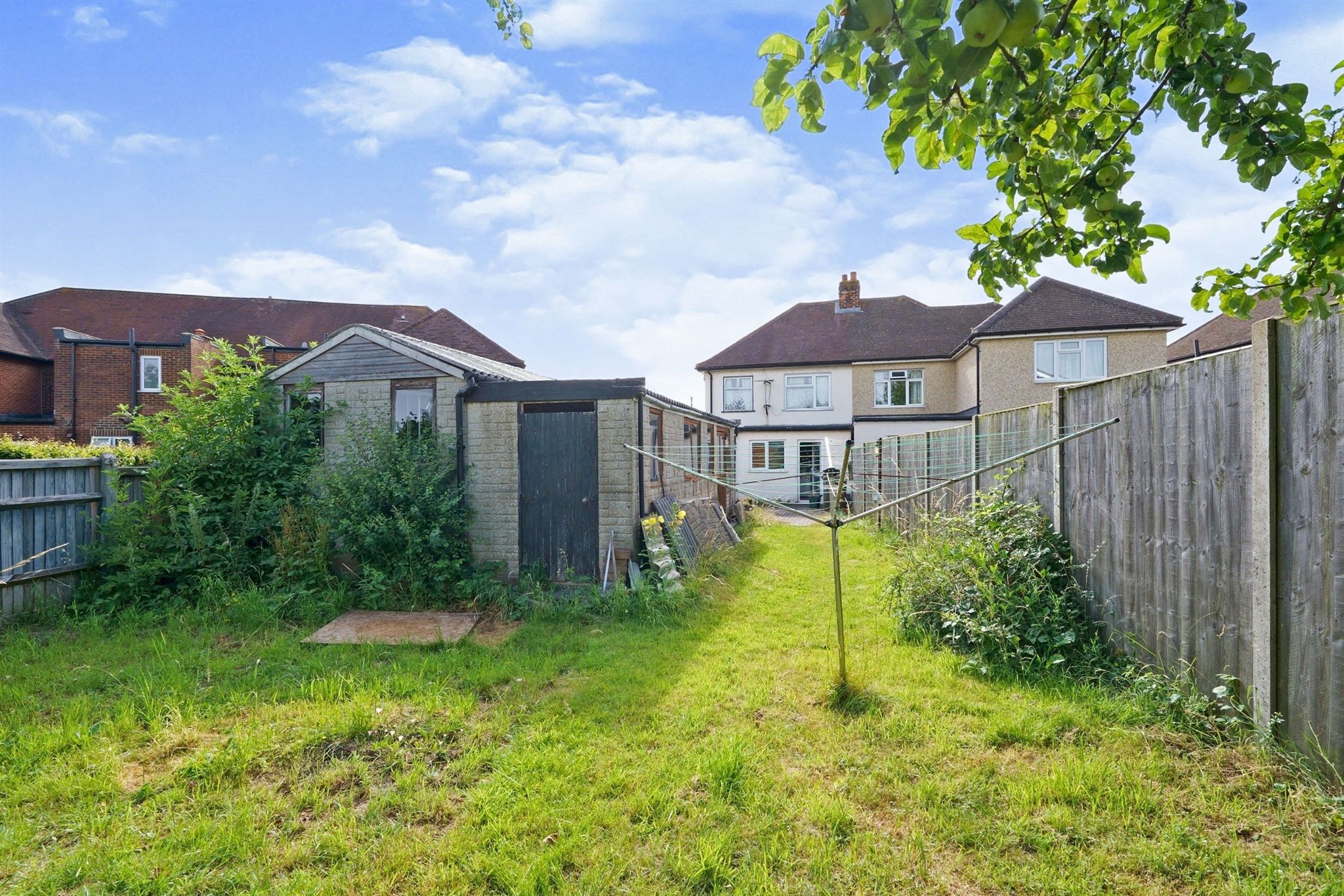 4 bed semidetached house for sale in Haydon Road, Didcot OX11 Zoopla