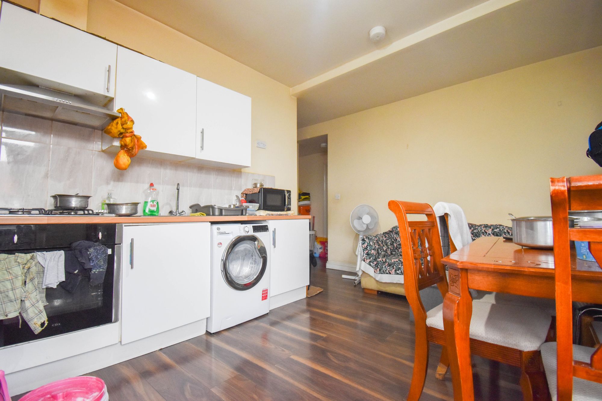 3 bed flat to rent in Uppingham Road, Leicester LE5 Zoopla