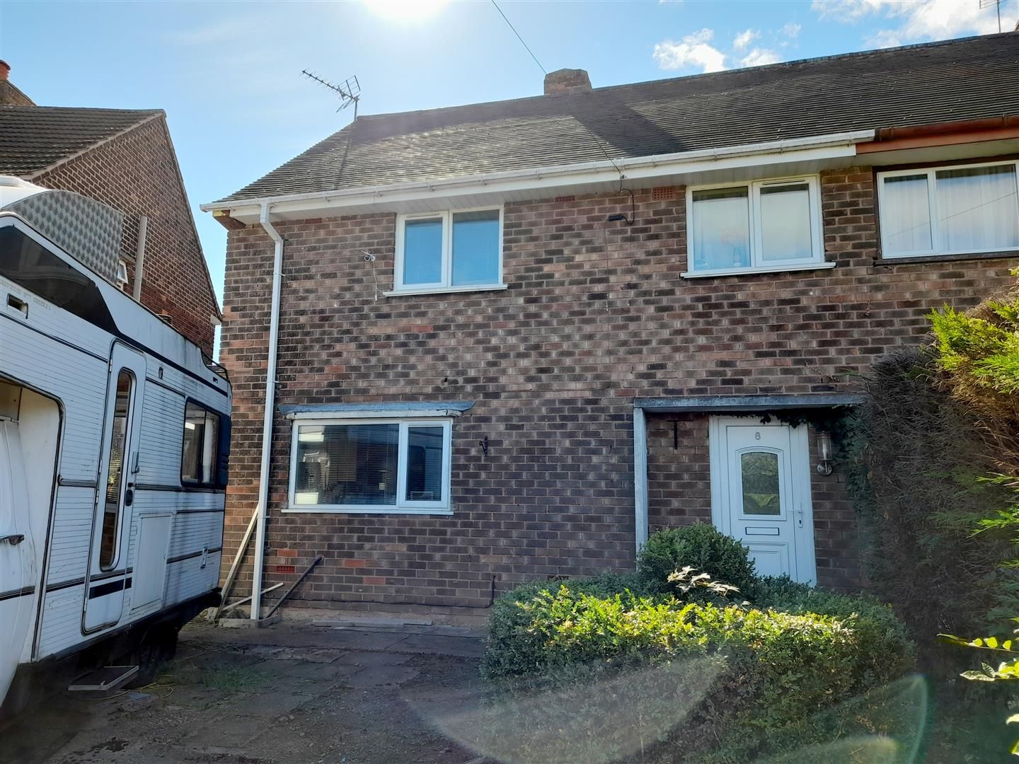 3 bed semidetached house for sale in Lathkill Grove, Tibshelf