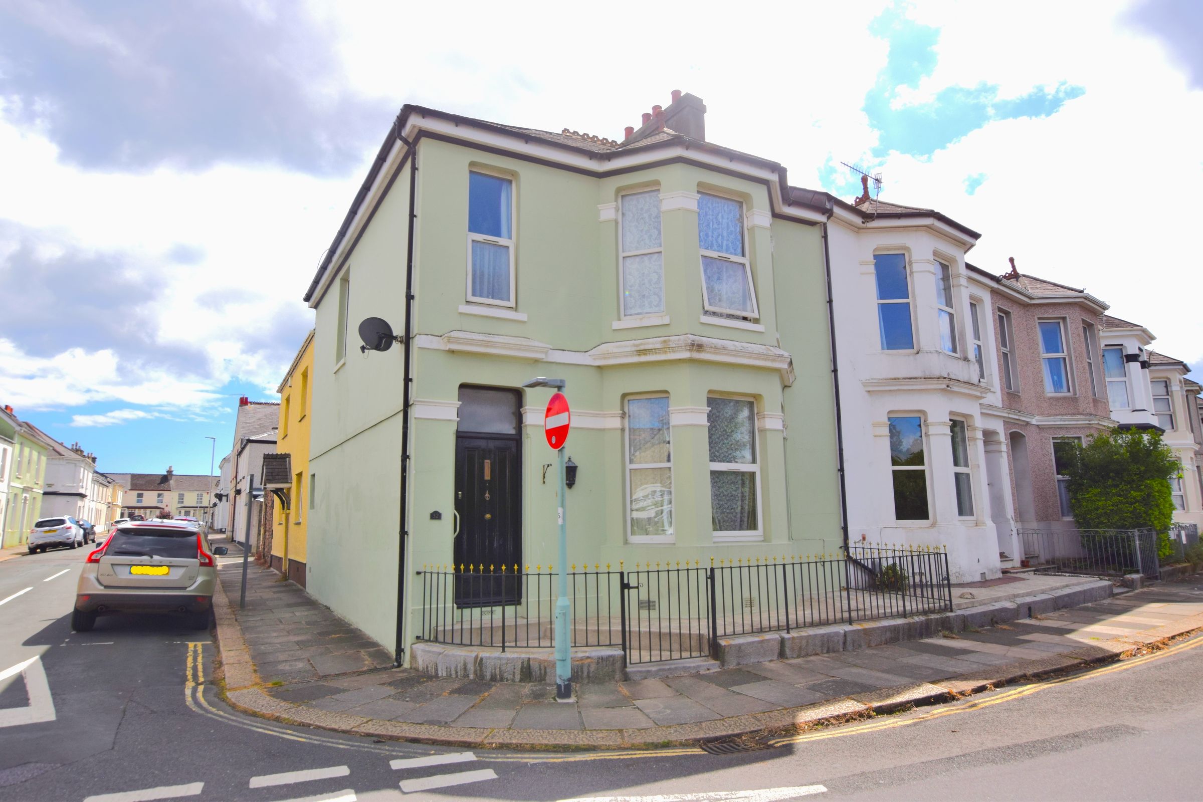 3 bed end terrace house for sale in Desborough Road, St Judes, Plymouth