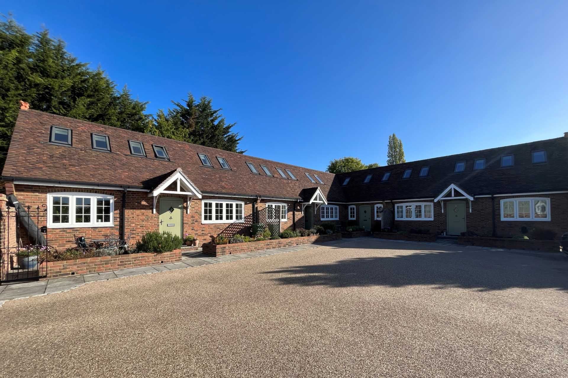 2 bed terraced house to rent in Binfield Road, Wokingham RG40 Zoopla