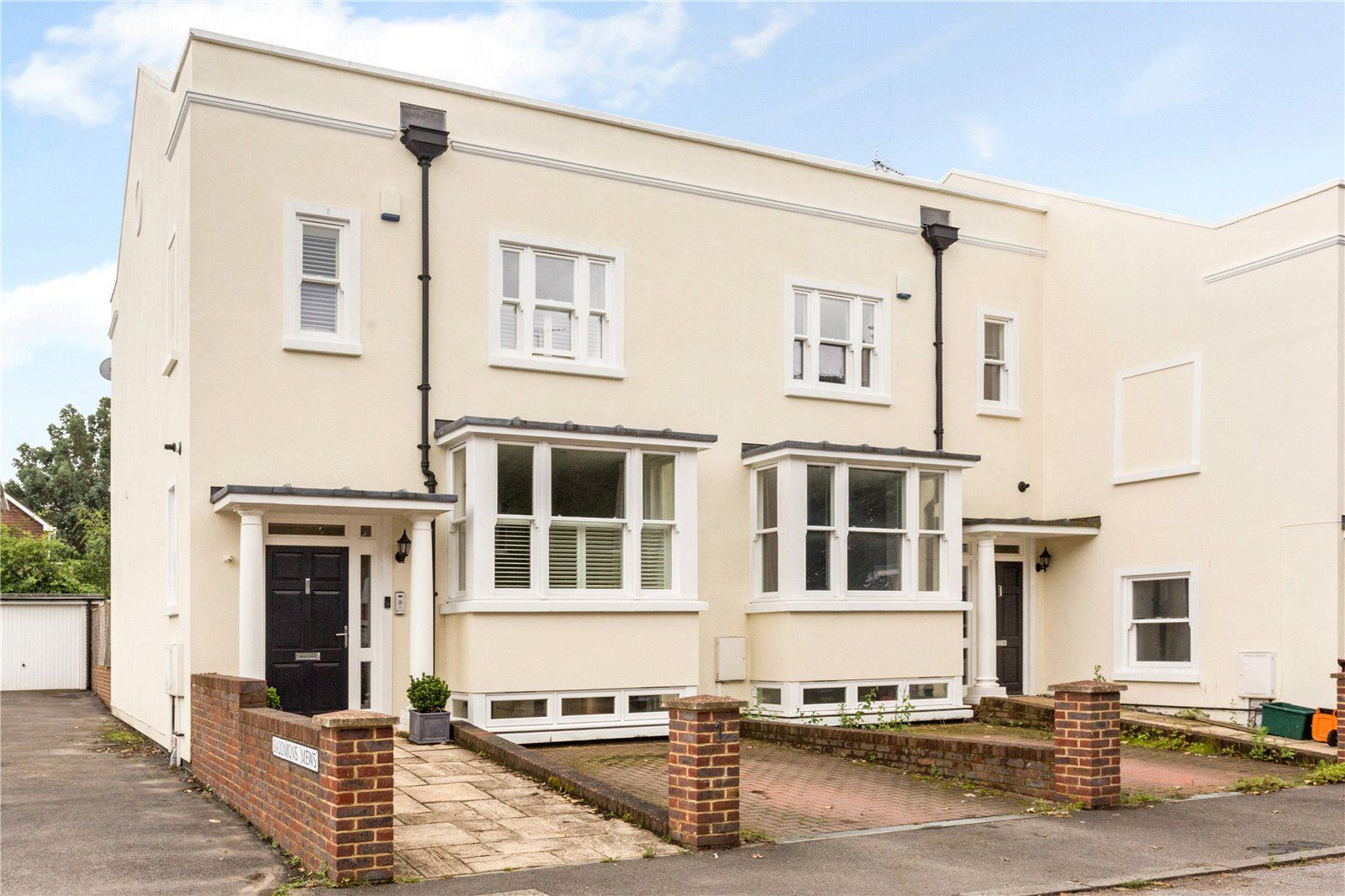 Salomons Mews, Cambridge Gardens, Tunbridge Wells, Kent TN2  