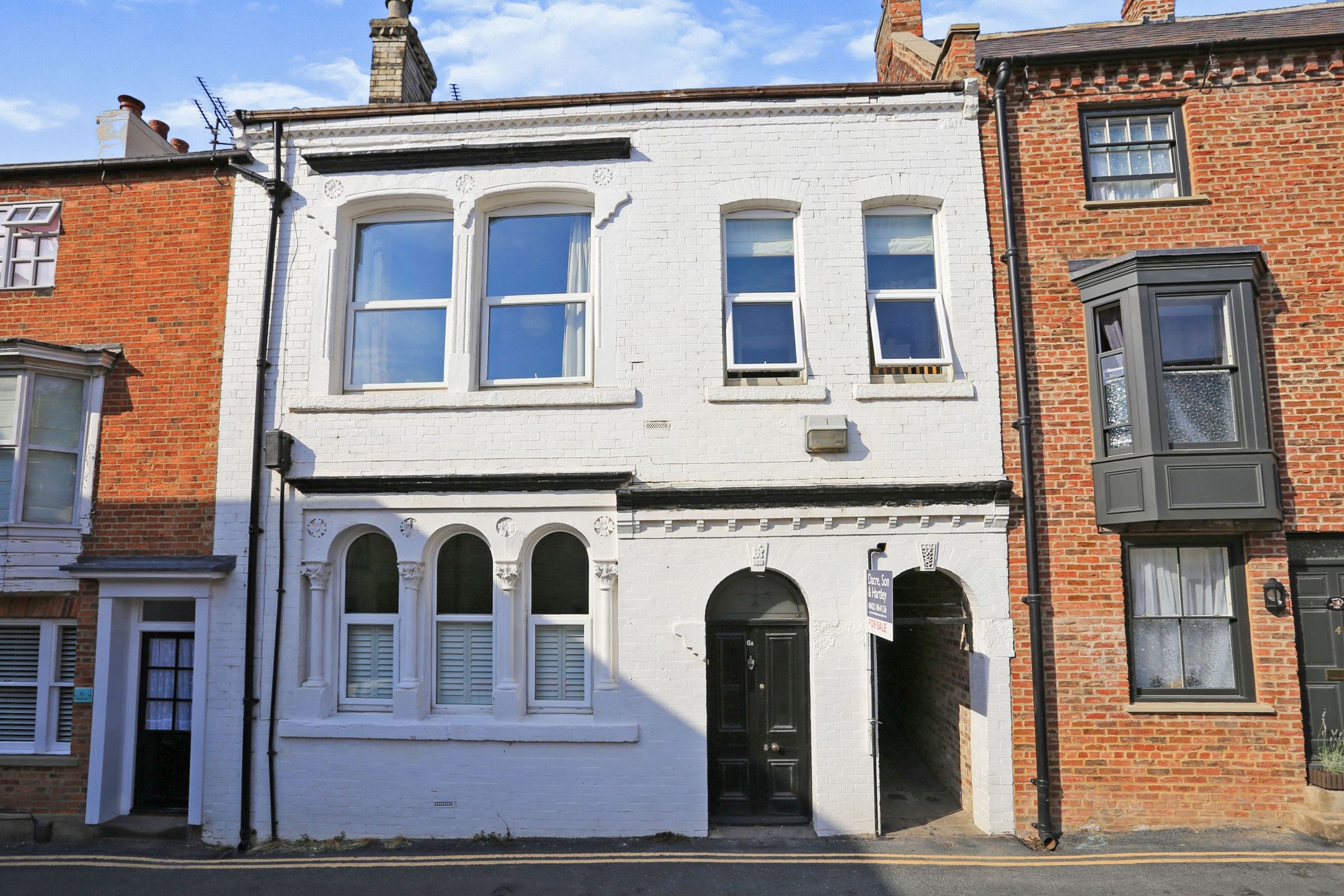 3 bed terraced house for sale in Kirkgate, Knaresborough, North