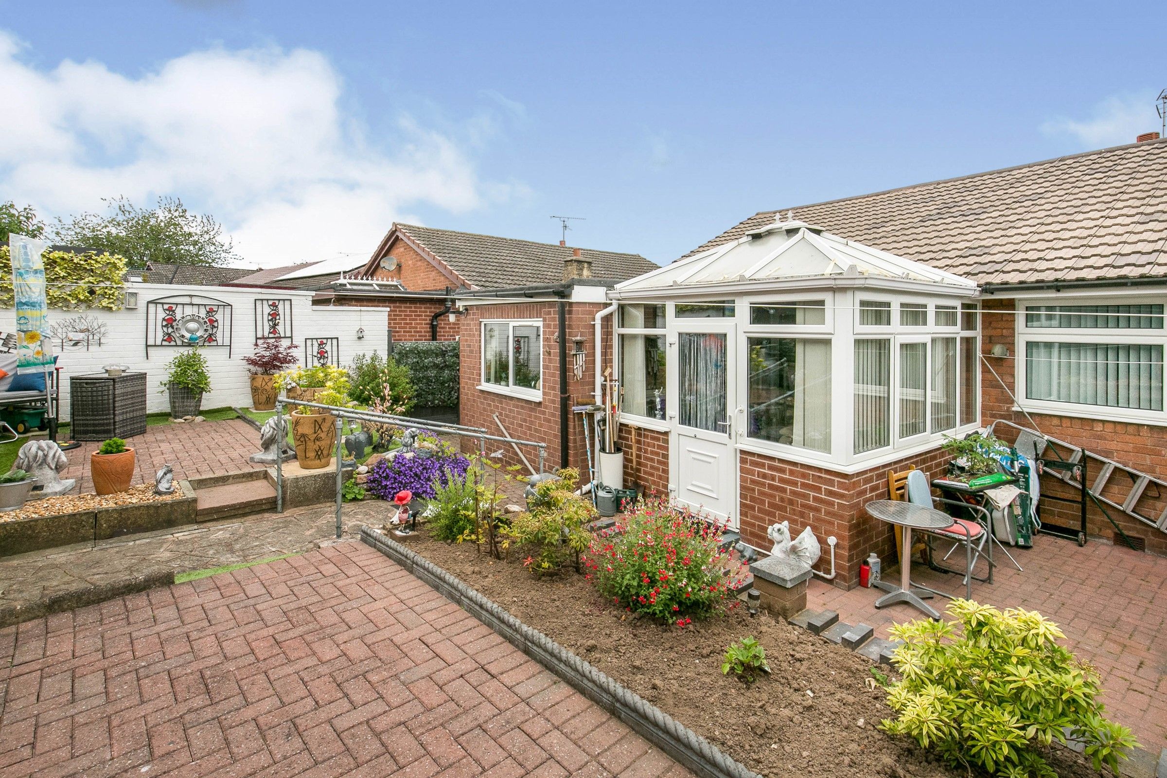 3 bed bungalow for sale in Elwyn Drive, Marchwiel, Wrexham, Wrecsam