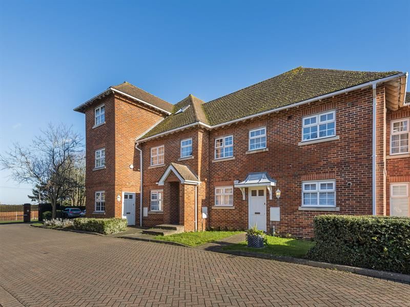 2 bed flat for sale in Artillery Mews, Tilehurst Road, Reading RG30