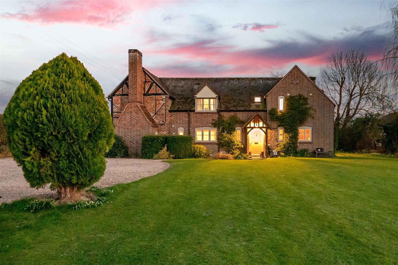 5 bed detached house for sale in Cuxham, Watlington, Oxfordshire OX49