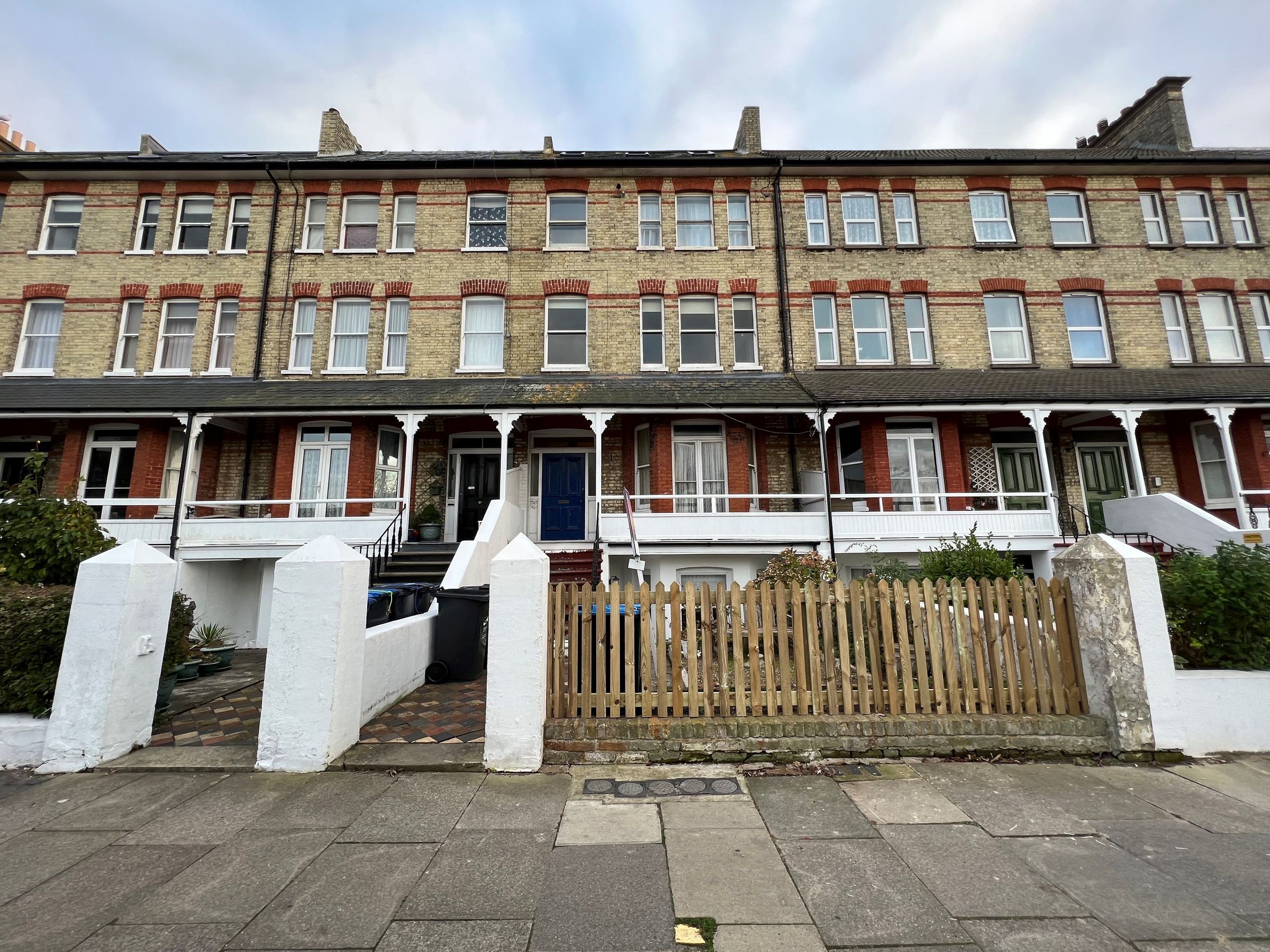 1 bed flat to rent in Westgate Bay Avenue, WestgateOnSea CT8 Zoopla