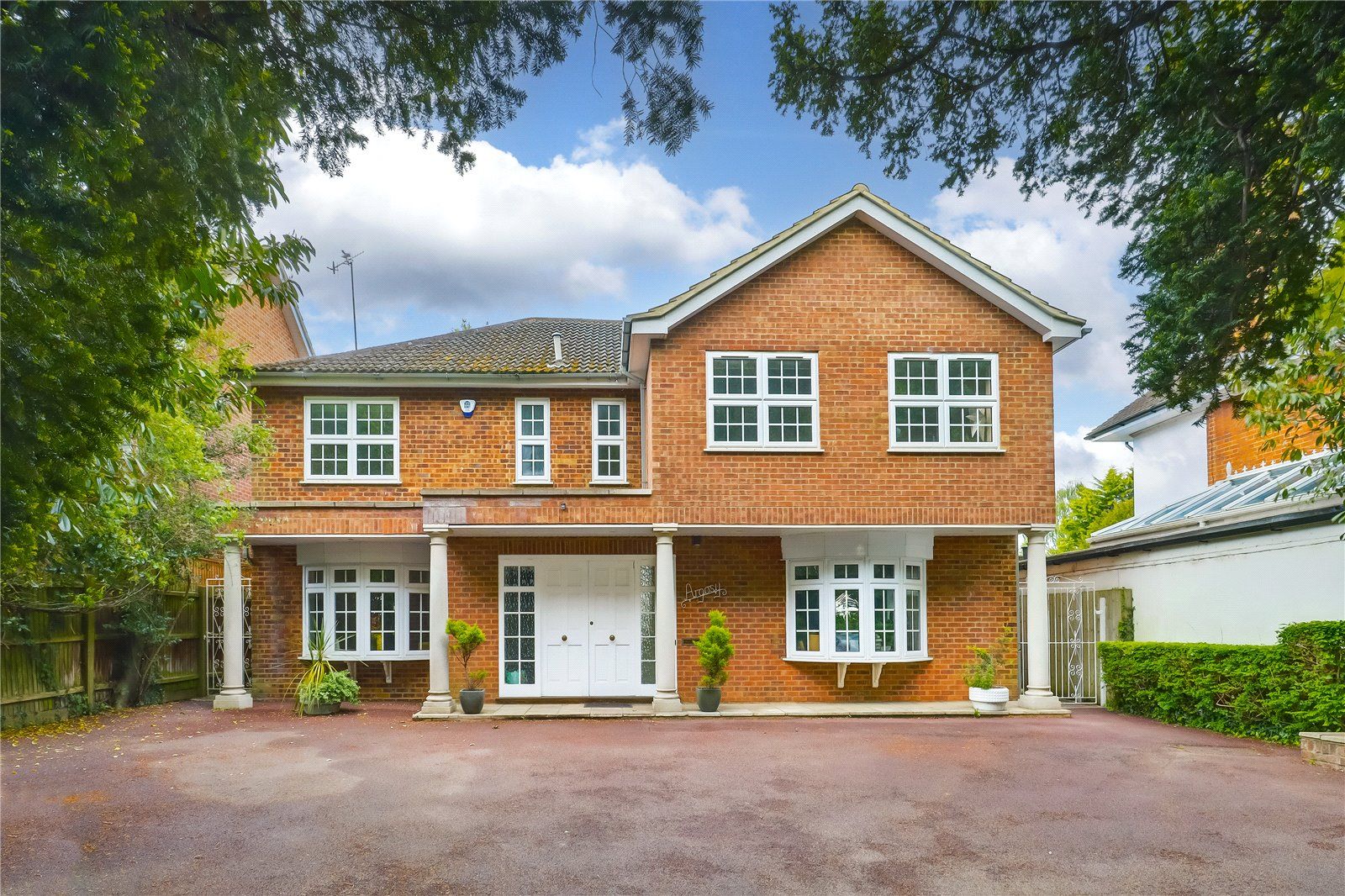 6 bed detached house for sale in The Avenue, Bushey, Hertfordshire WD23