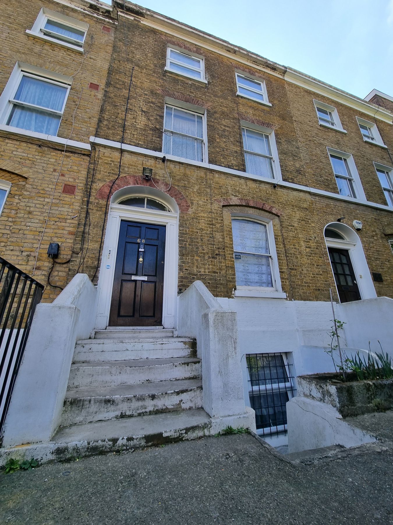 5 bed terraced house for sale in Romford Road, Stratford E15 Zoopla