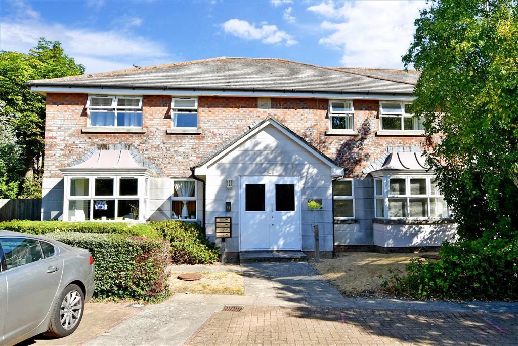 2 bed flat for sale in Stride Close, Chichester, West Sussex PO19 Zoopla