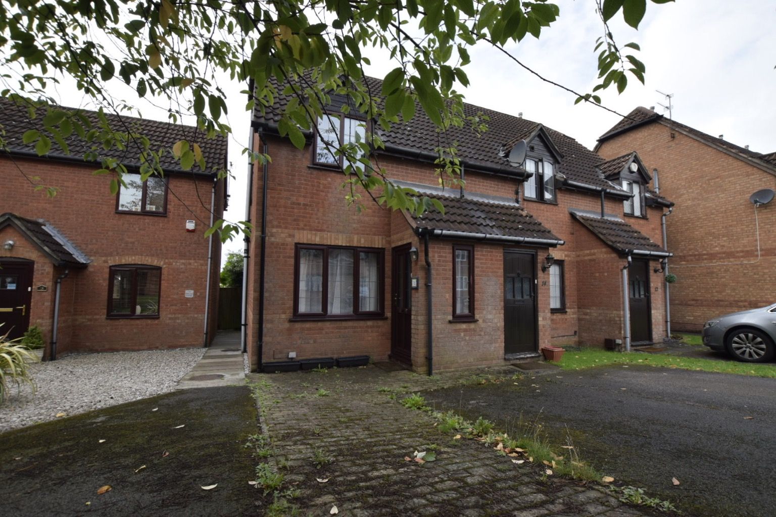 2 bed town house for sale in Ivybridge Close, Oakwood, Derby