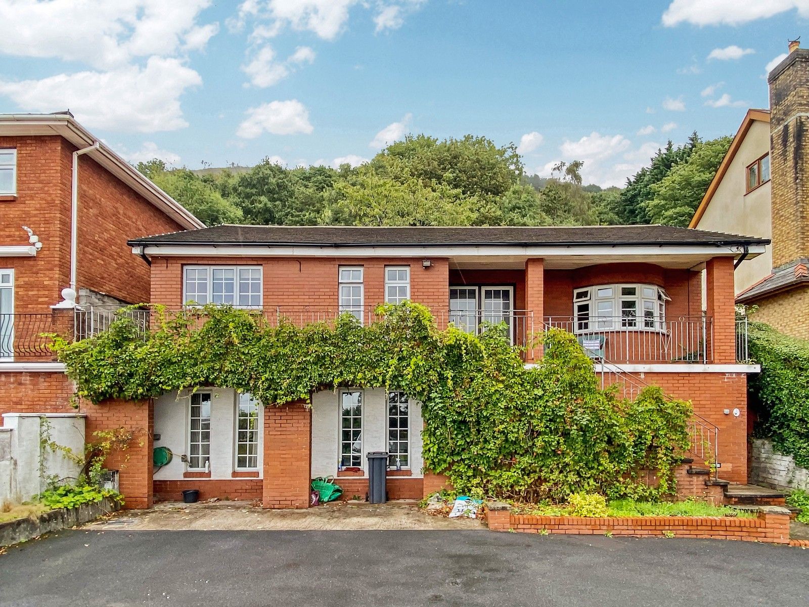 4 bed detached house for sale in Dinas Baglan Road, Baglan, Port Talbot