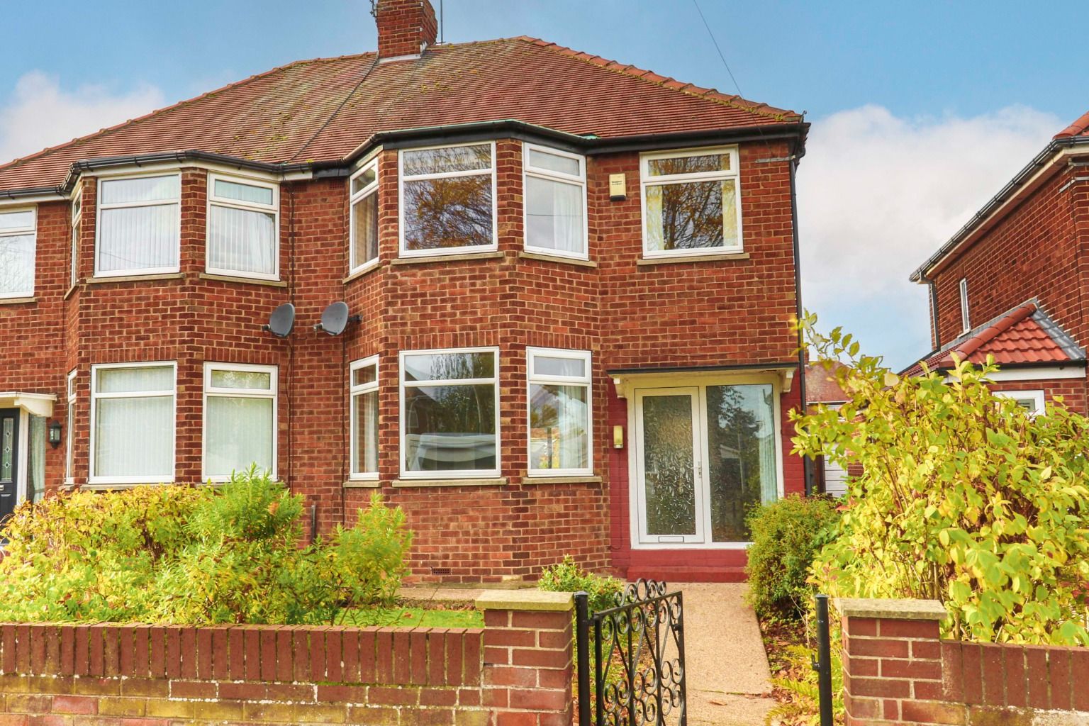 3 bed semidetached house for sale in Gorton Road, Willerby, Hull HU10