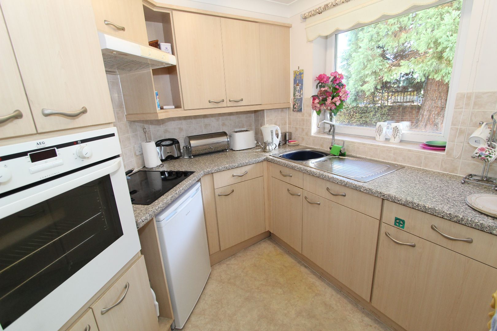 1 bed flat for sale in Fisher Street, Paignton, Devon TQ4 Zoopla