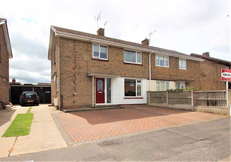 3 bed semidetached house for sale in Breck Bank Crescent, Ollerton