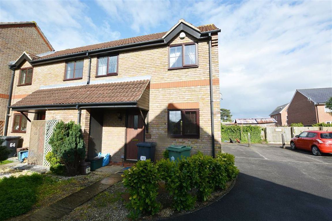 2 bed end terrace house for sale in Carters Orchard, Quedgeley