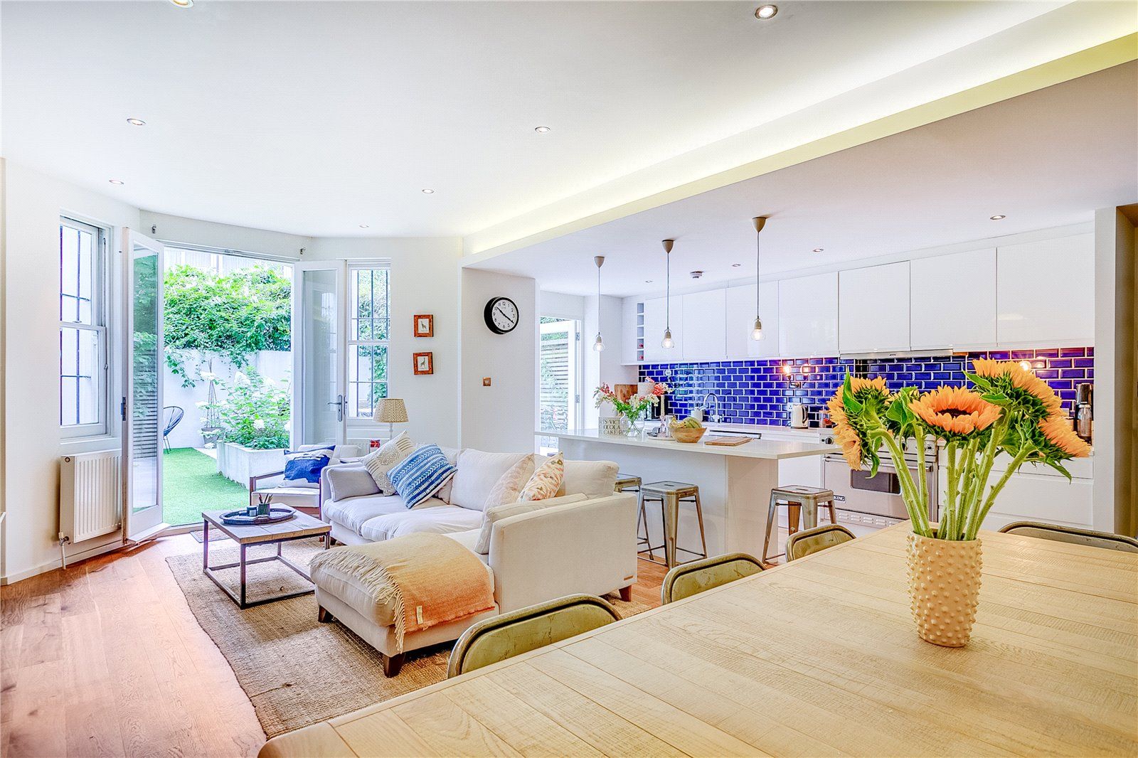 2 bed flat for sale in Sinclair Gardens, London W14 Zoopla