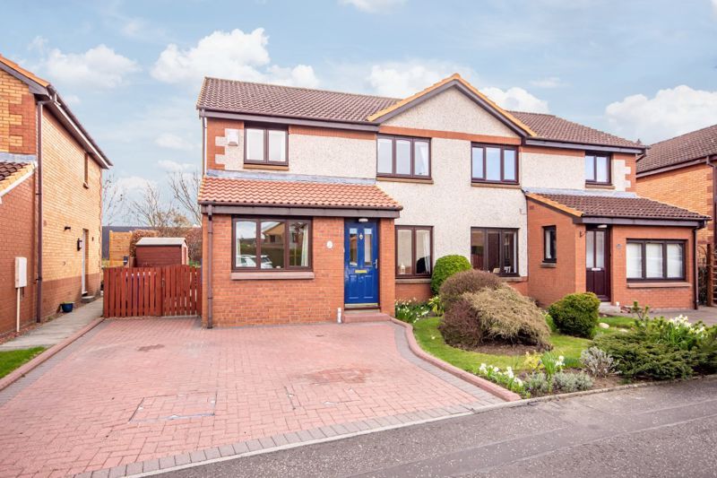 3 bed semidetached house for sale in Dalcross Way, Dunfermline KY12 Zoopla