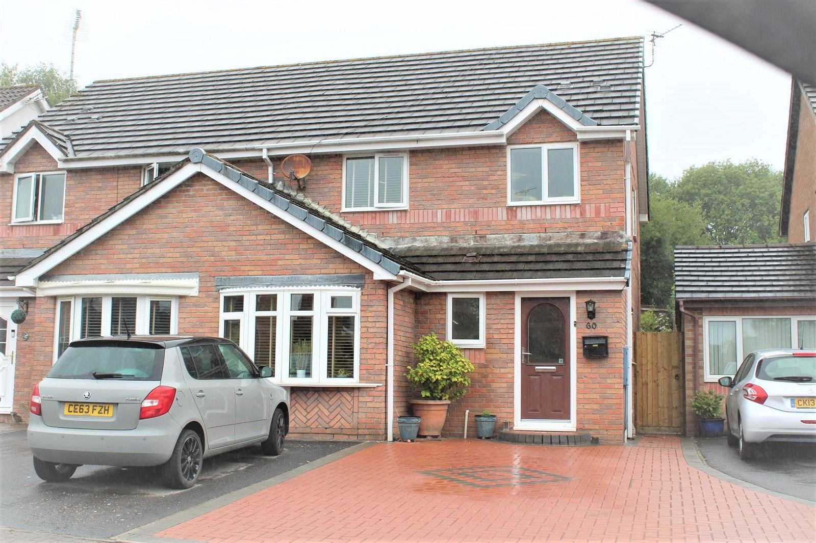3 bed semidetached house for sale in GlanYNant, Tondu, Bridgend