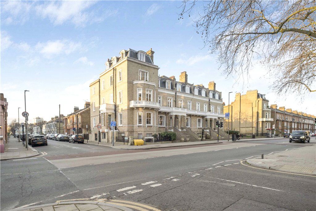 2 bed terraced house for sale in Queenstown Road, London SW8 Zoopla