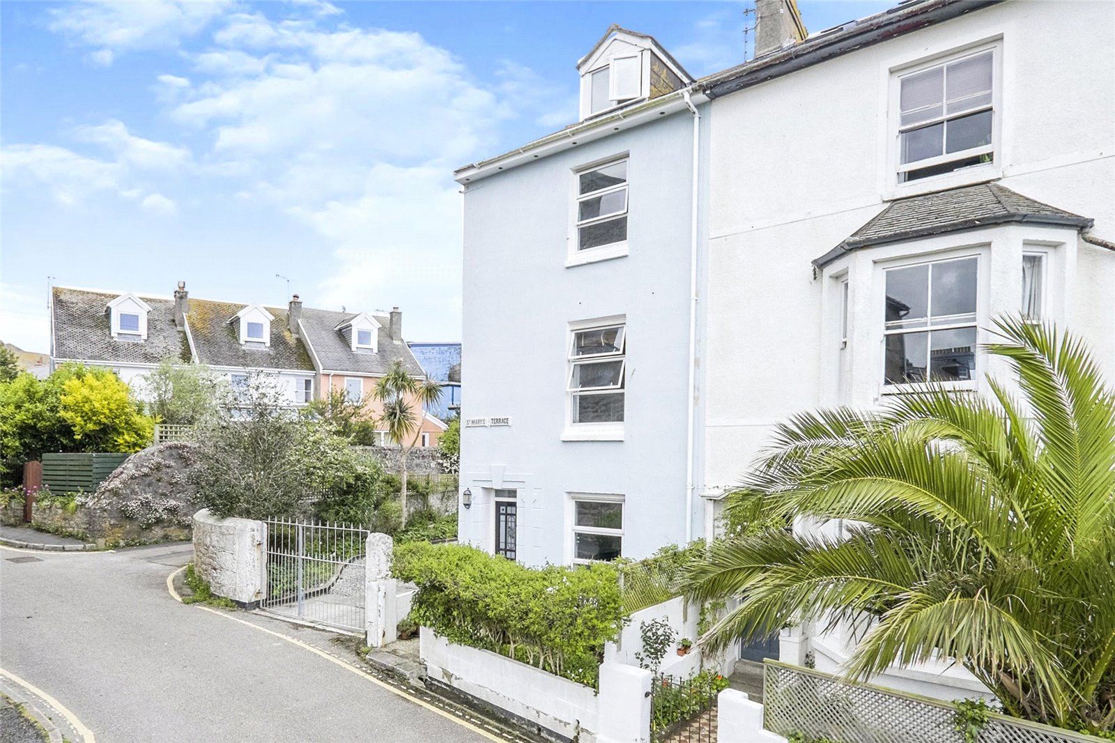 4 bed end terrace house for sale in St. Marys Terrace, Penzance TR18