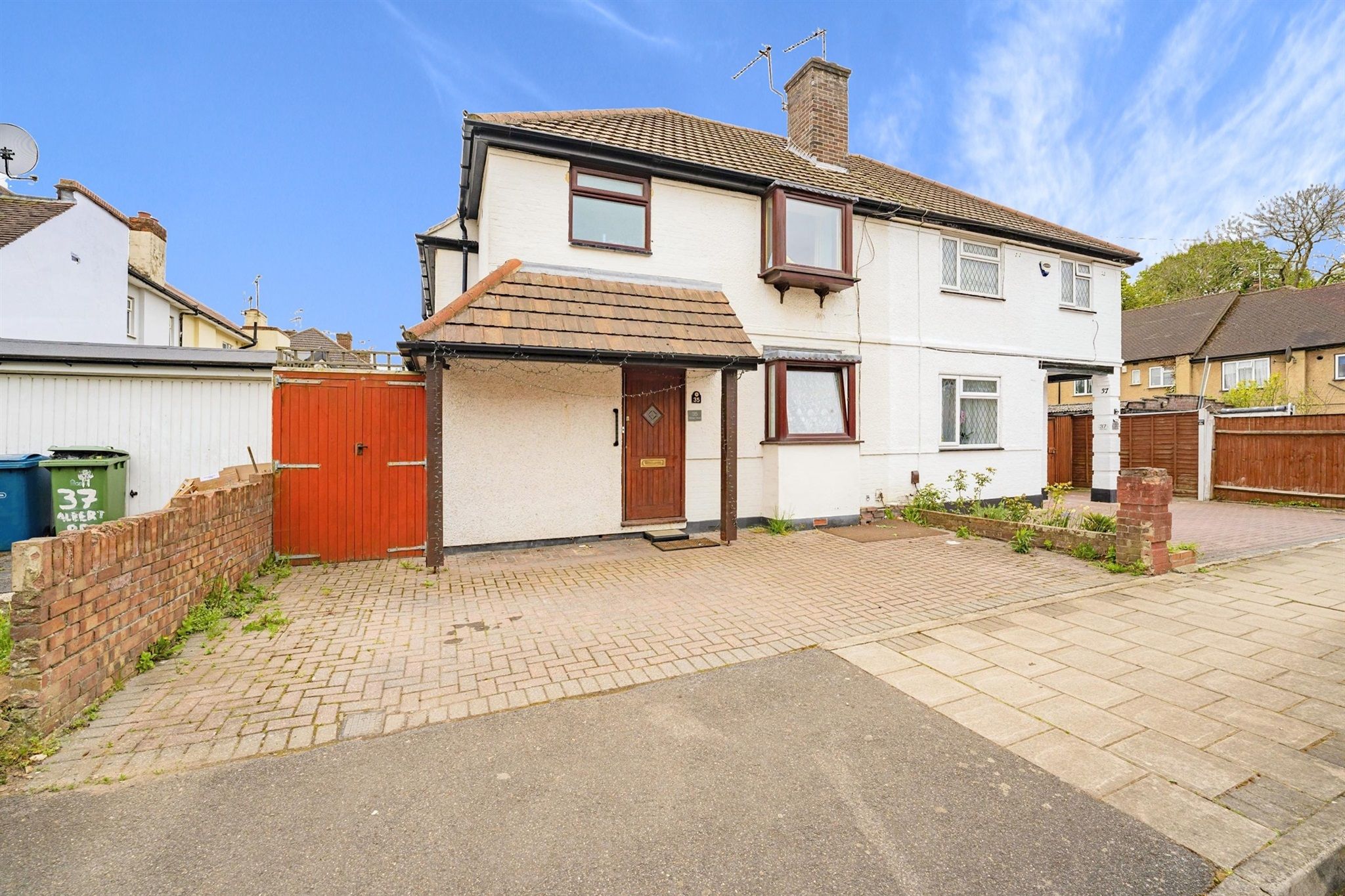 3 bed semidetached house for sale in Victor Road, Harrow HA2 Zoopla