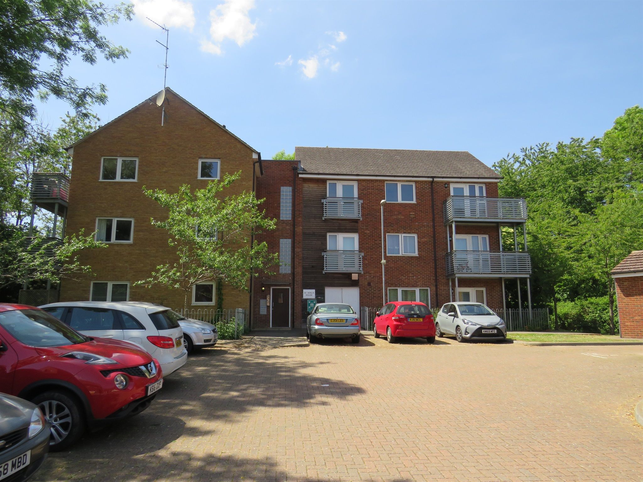 2 bed flat for sale in Jerome Court, Northampton NN3 Zoopla