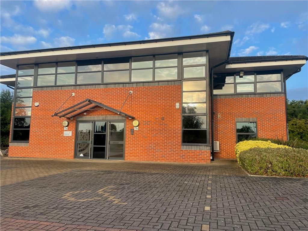 Office to let in Unit 7, Clywedog Road South, Wrexham Industrial Estate