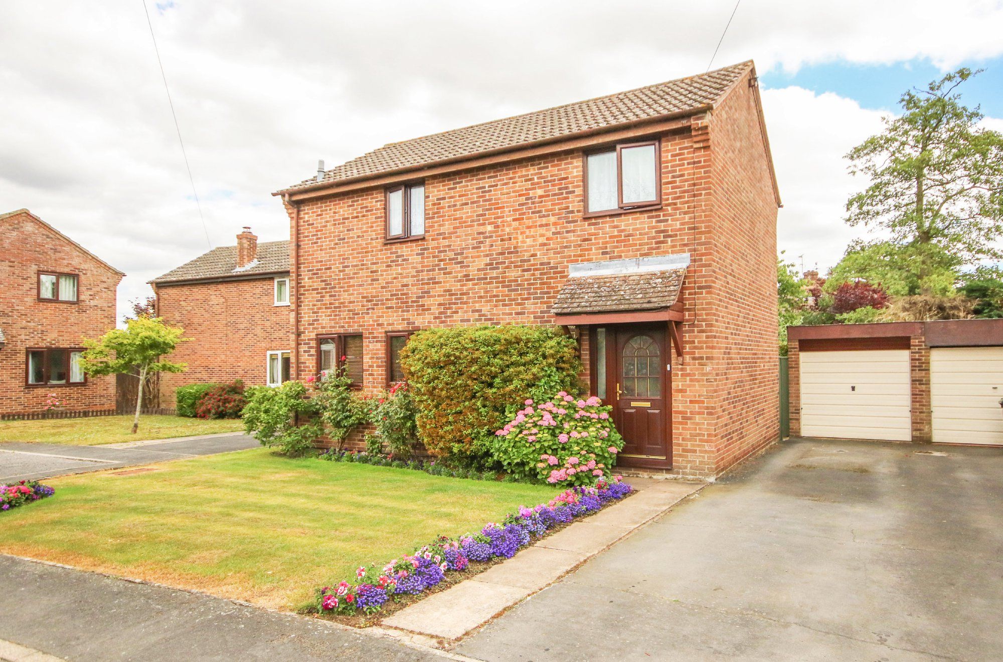 3 bed detached house for sale in Icknield Close, Cheveley, Newmarket