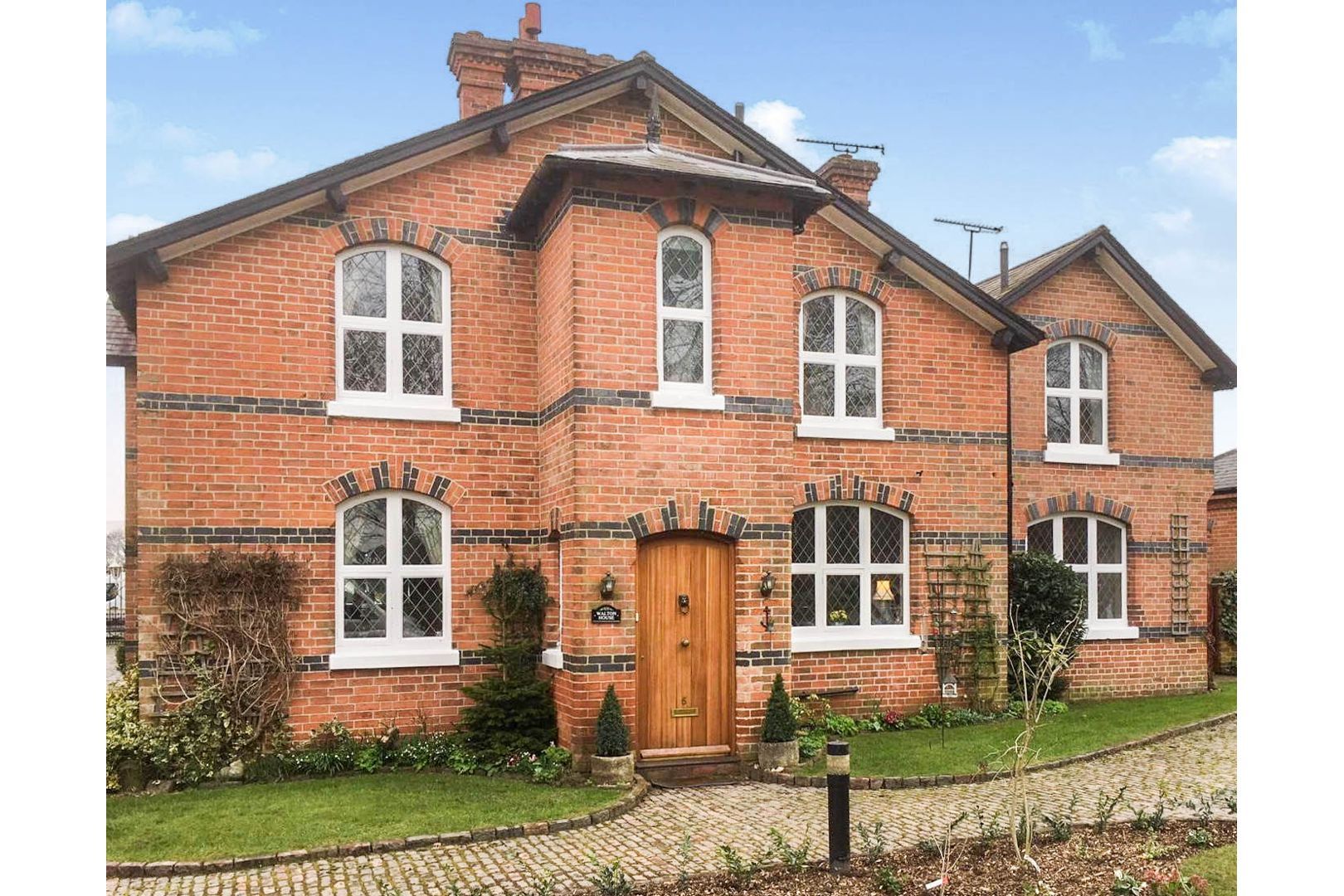 3 bed mews house for sale in 5 Rangemore Hall Mews, Rangemore, Burton