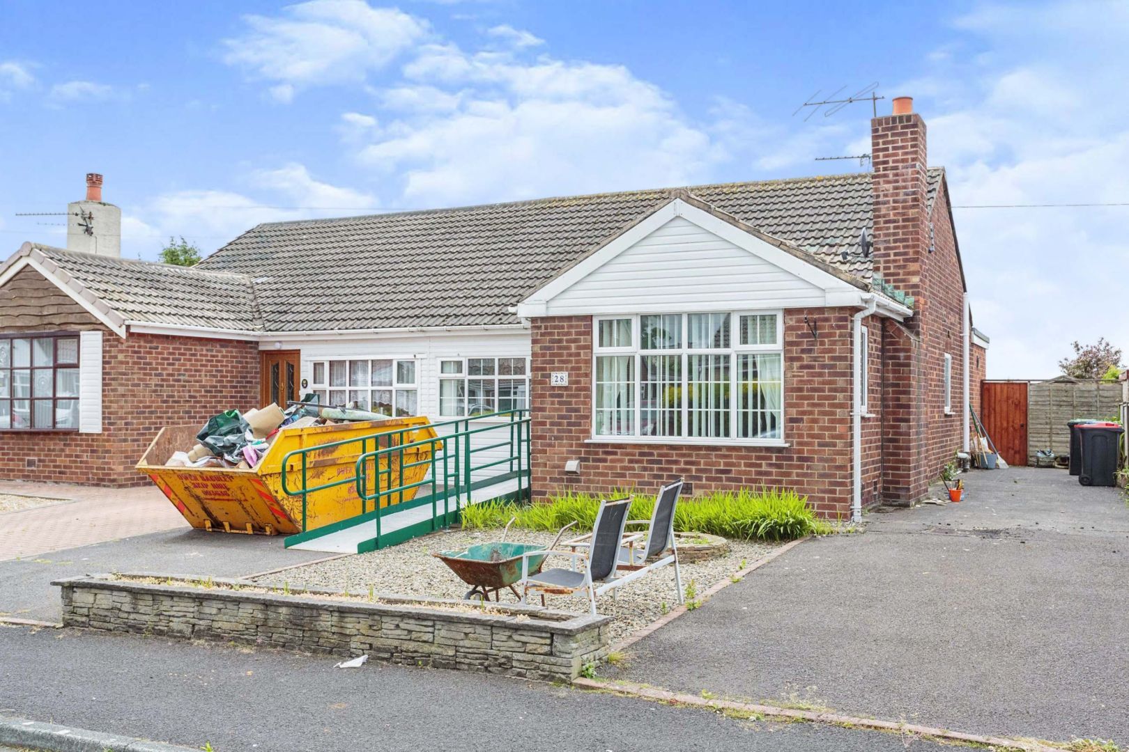 2 bed semidetached bungalow for sale in Broadfield Avenue, PoultonLe