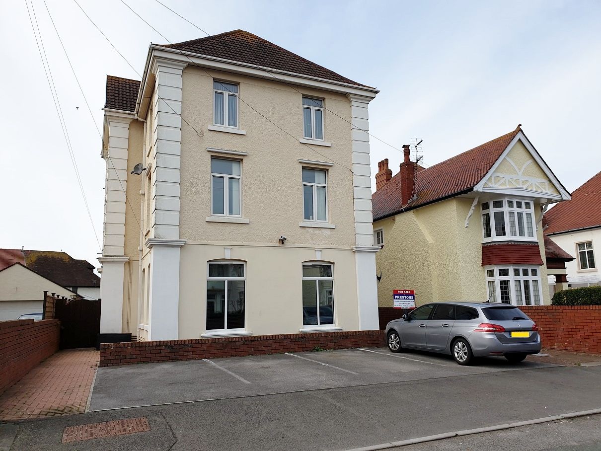 2 bed flat for sale in Lougher Gardens, Porthcawl CF36 Zoopla